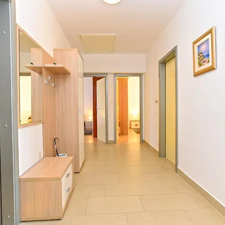 Monfiorenzo 1551 * روفينج