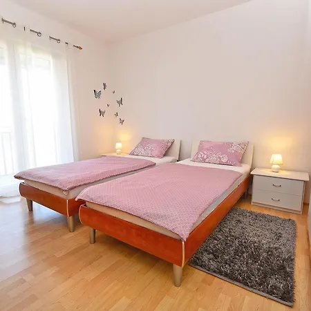Monfiorenzo 1551 روفينج