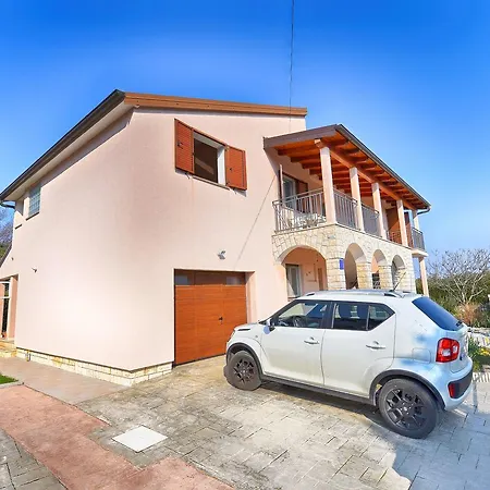 Monfiorenzo 1551 * Ровинь