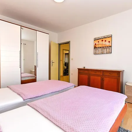 Apartment Monfiorenzo 1551